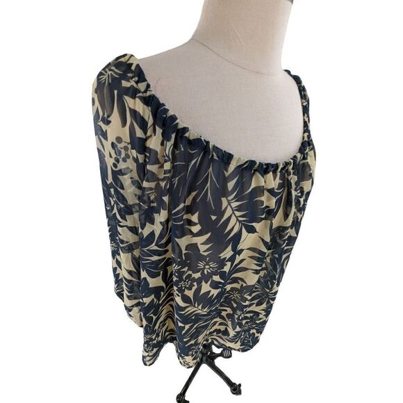 Pleione Women's Printed Semi-Transparent Dolman Sleeves Blouse Size Large - Picture 2 of 14